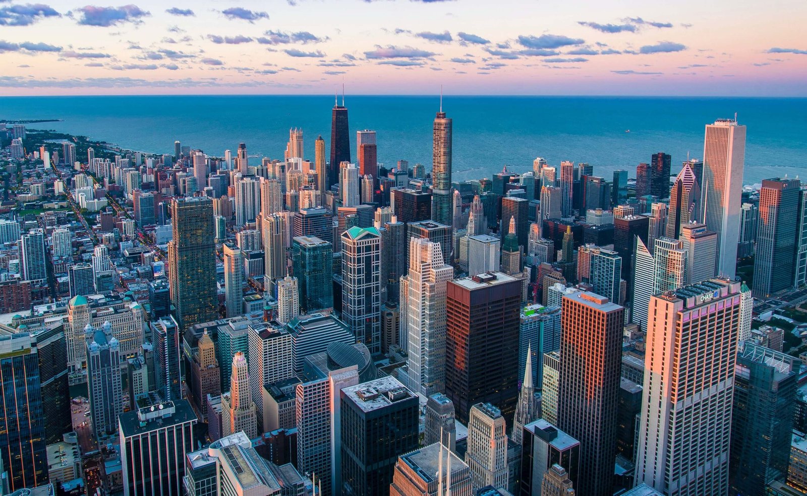 3 Most Important Things to Know when Finding an Apartment in Chicago